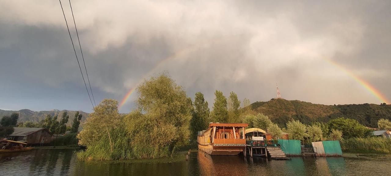 Green View Group Of Houseboats Srīnagar Dış mekan fotoğraf